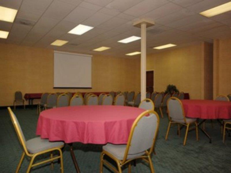 Baymont By Wyndham Colorado Springs Otel Konforlar fotoğraf