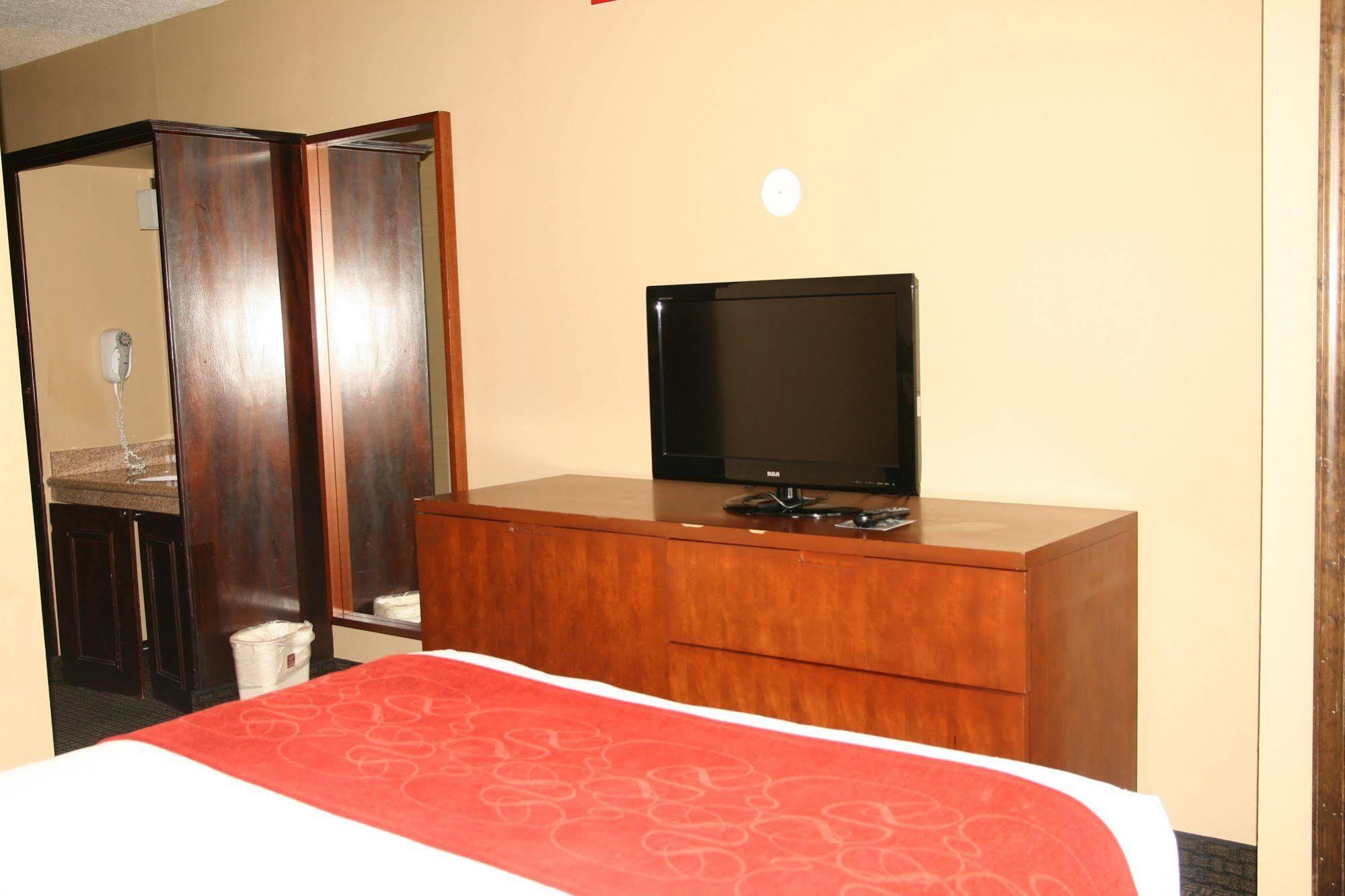 Baymont By Wyndham Colorado Springs Otel Dış mekan fotoğraf
